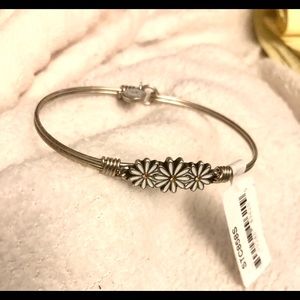 luca and danni daisy bracelet